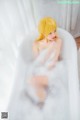 Coser @ 桜 桃 喵 Vol.064: 小 忍 浴缸 (50 photos) P31 No.b20324 Image No. 39